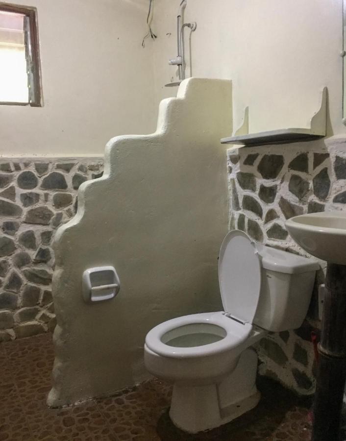 ממבג'או Beach House Resort And Dive Center מראה חיצוני תמונה